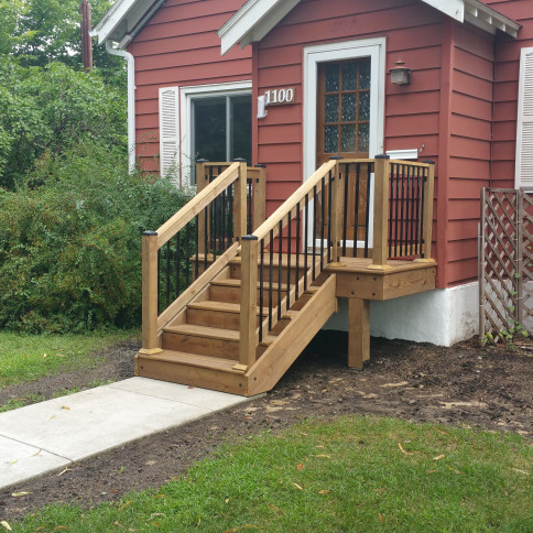 Prefab 1 Cedar Tone Stoop | Decks By Design